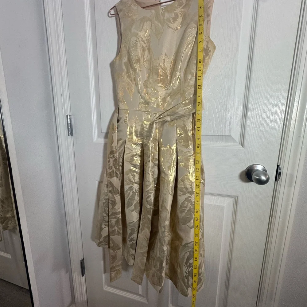 Tommy Hilfiger Gold Patterned Midi Dress - Picture 9 of 9